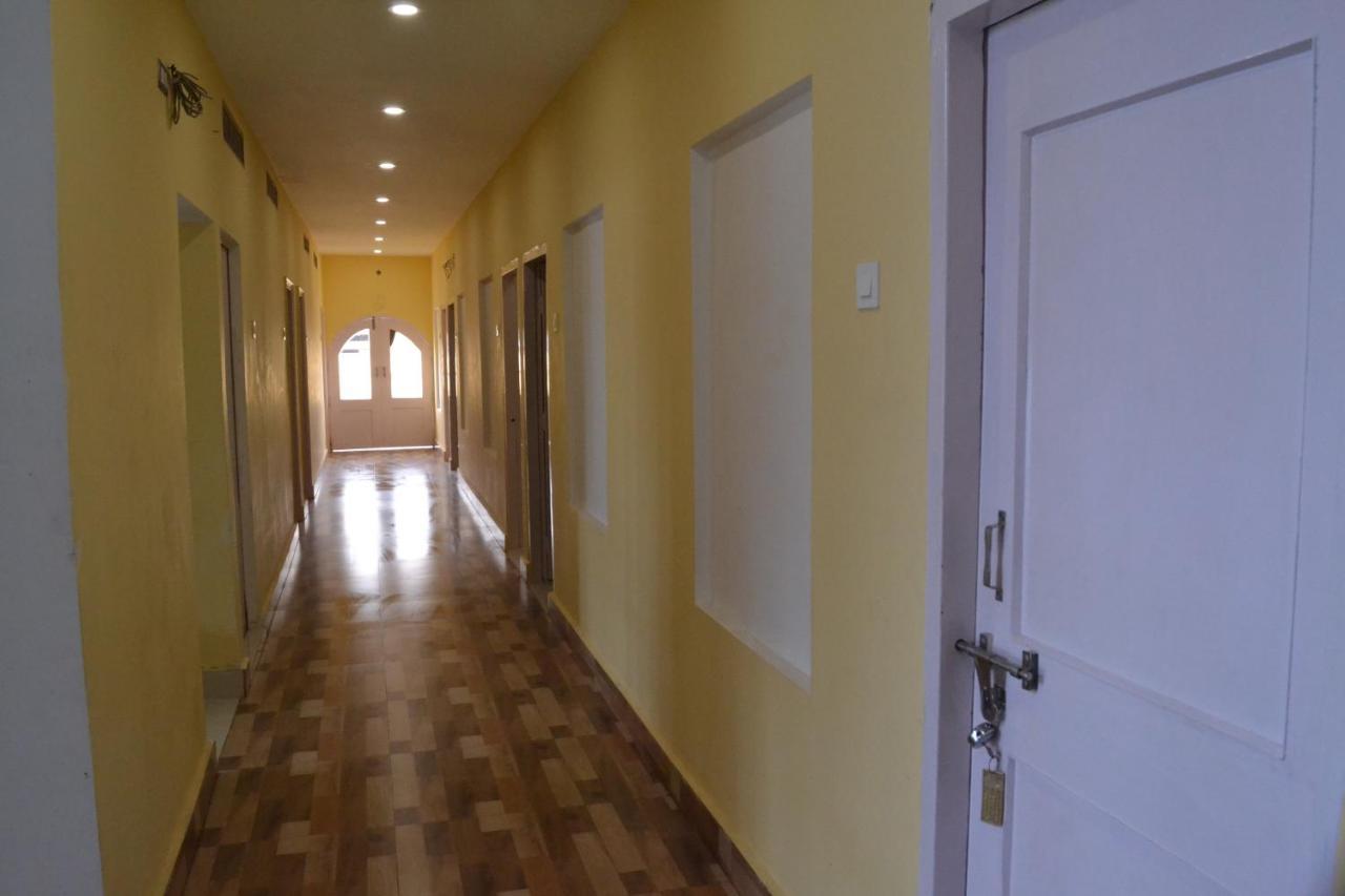Hotel Samman Varanasi Exterior photo
