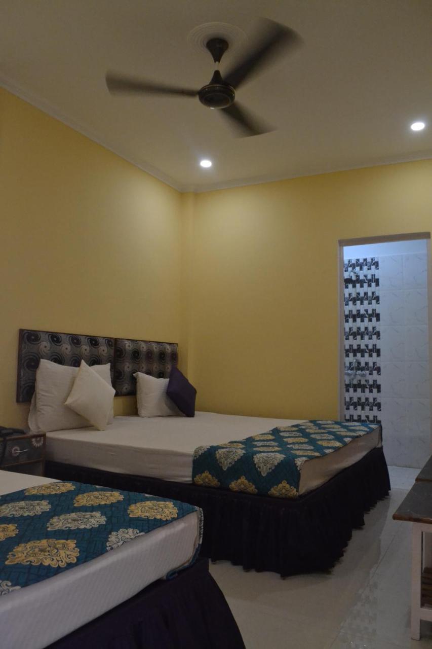 Hotel Samman Varanasi Exterior photo