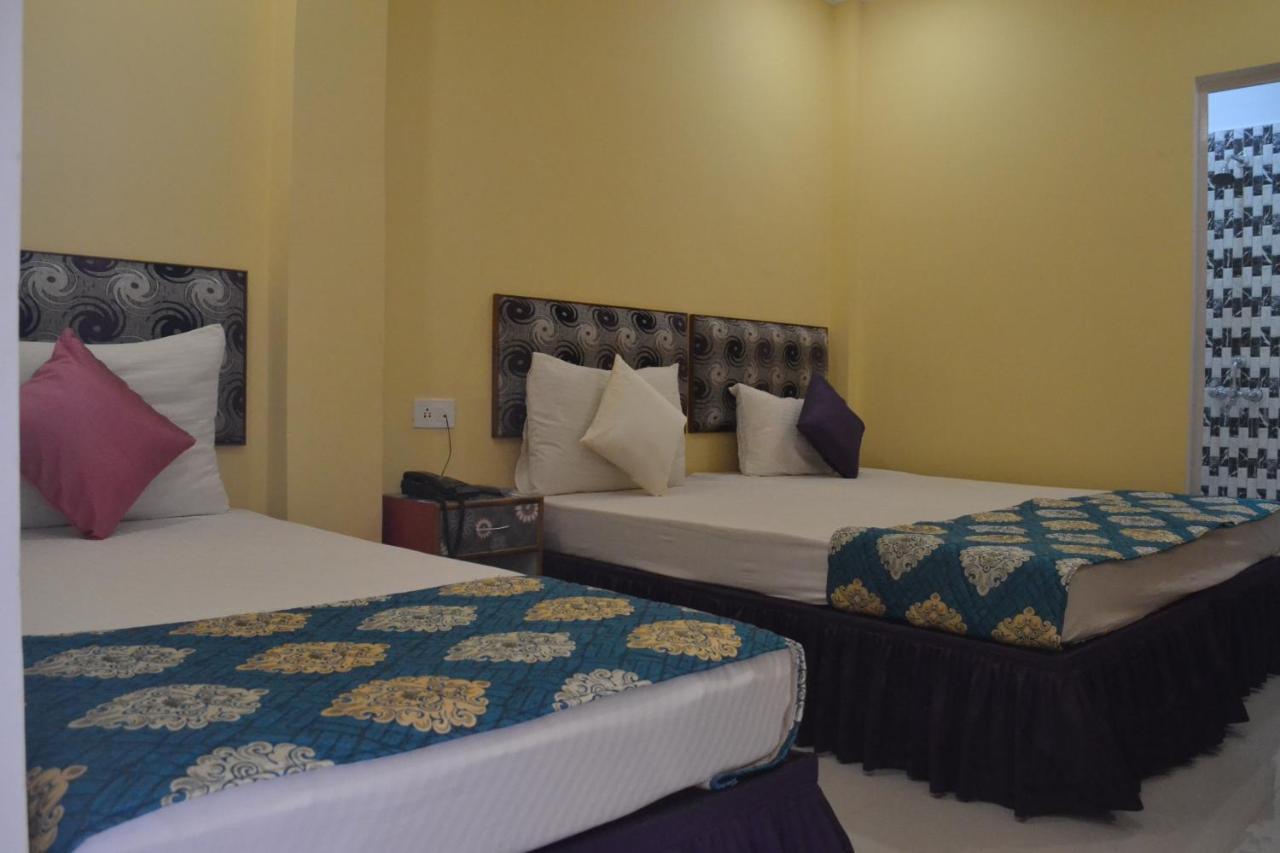 Hotel Samman Varanasi Exterior photo